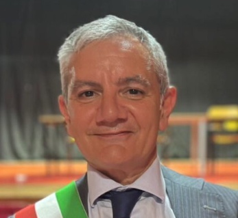 Marano, sciolto il Comune: il sindaco Morra contro governo e prefetto