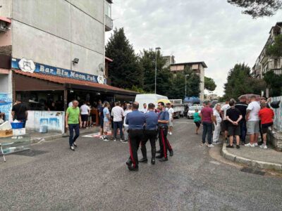 Melito, in corso l’abbattimento del bar “Blu Moon” nel rione 219