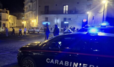 Monte di Procida, fuga spericolata dai Carabinieri dopo l’incidente: arrestato 40enne