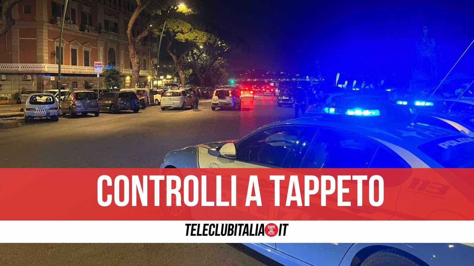 Napoli, controlli della Polizia nella zona degli “Chalet” a Mergellina: denunciato un parcheggiatore abusivo