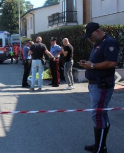 Notte di sangue a Santa Maria Capua Vetere: lite per viabilità finisce in tragedia: un morto