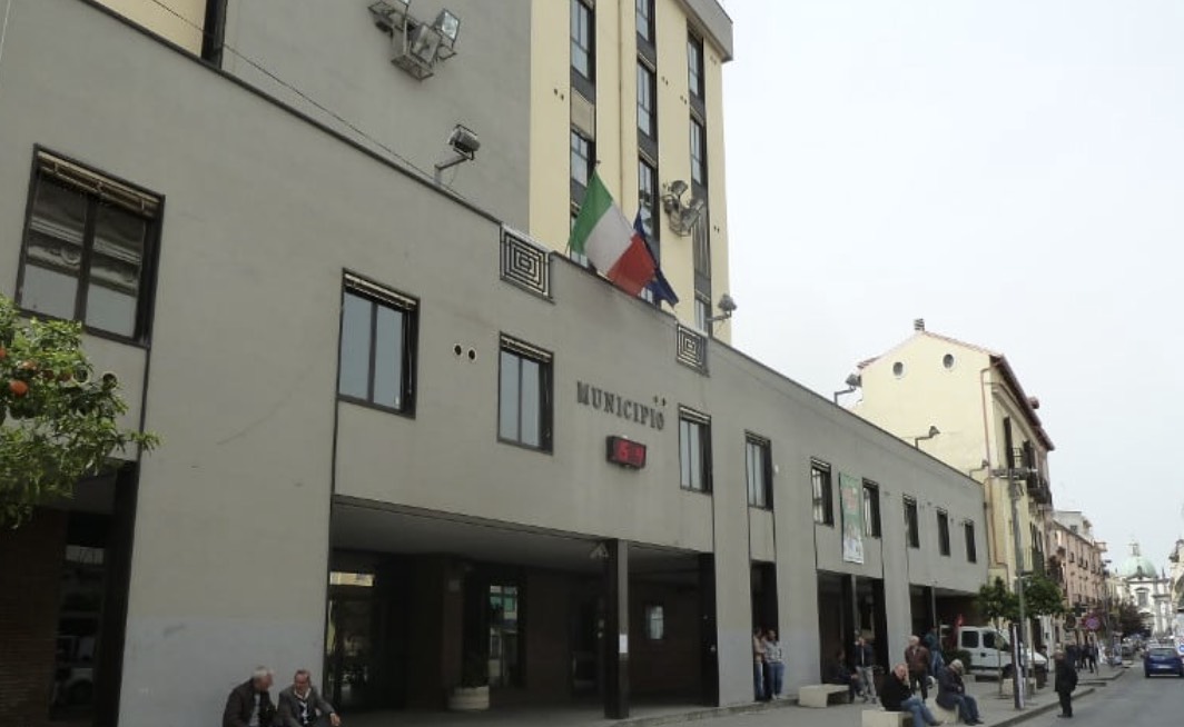 Rapporti tra clan Mallardo e politica a Giugliano, chiuse le indagini per i 43 indagati