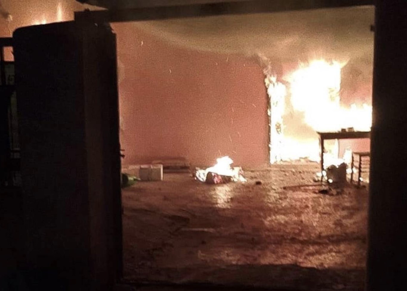 Carinola, incendia casa dopo lite con la moglie: arrestato 37enne