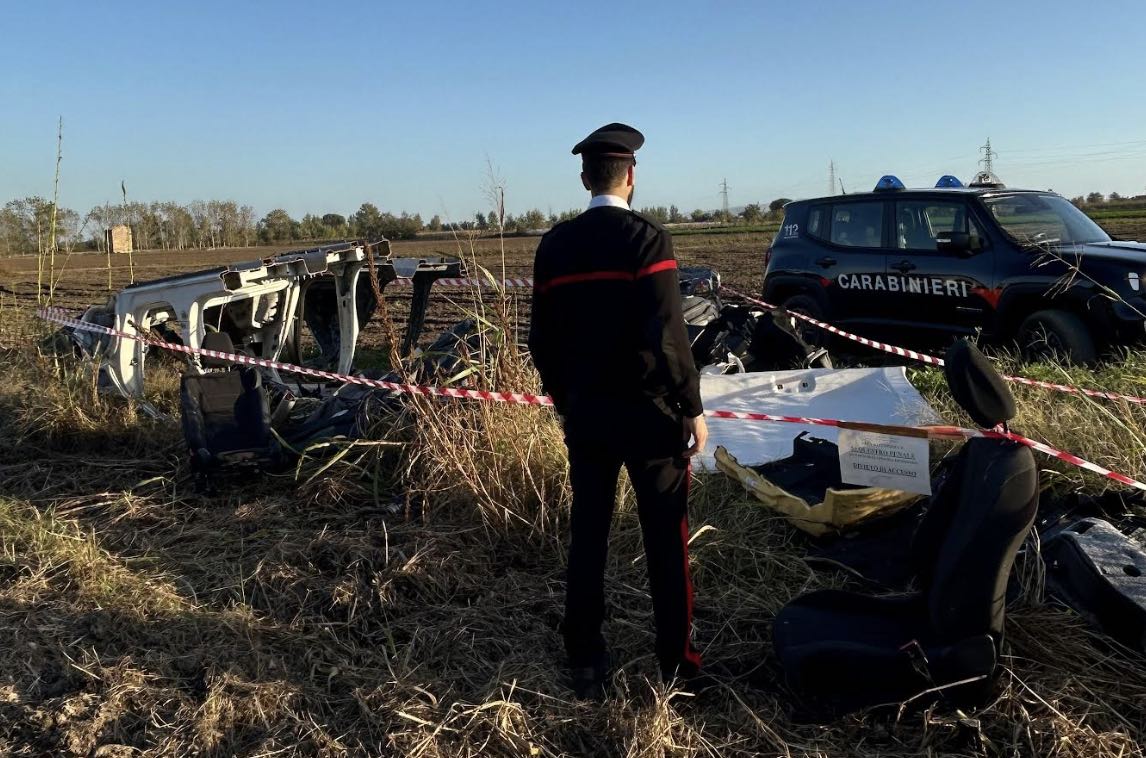 Casapesenna, scoperta discarica abusiva in un fondo agricolo