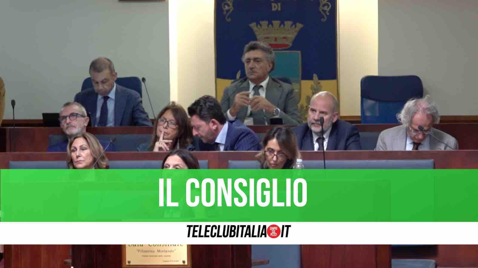 giugliano sindaco comunica linee programmatiche critiche dalla minoranza da Teleclubitalia.it giugliano sindaco comunica linee programmatiche critiche dalla minoranza