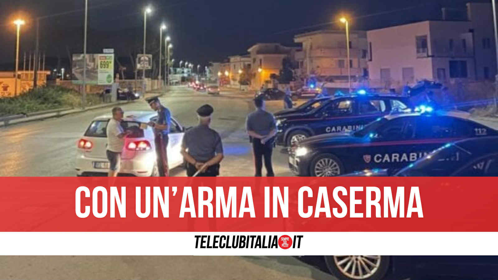 Mondragone, donna si presenta dai carabinieri armata di pistola per sporgere denuncia Mondragone, donna si presenta dai carabinieri armata di pistola per sporgere denuncia