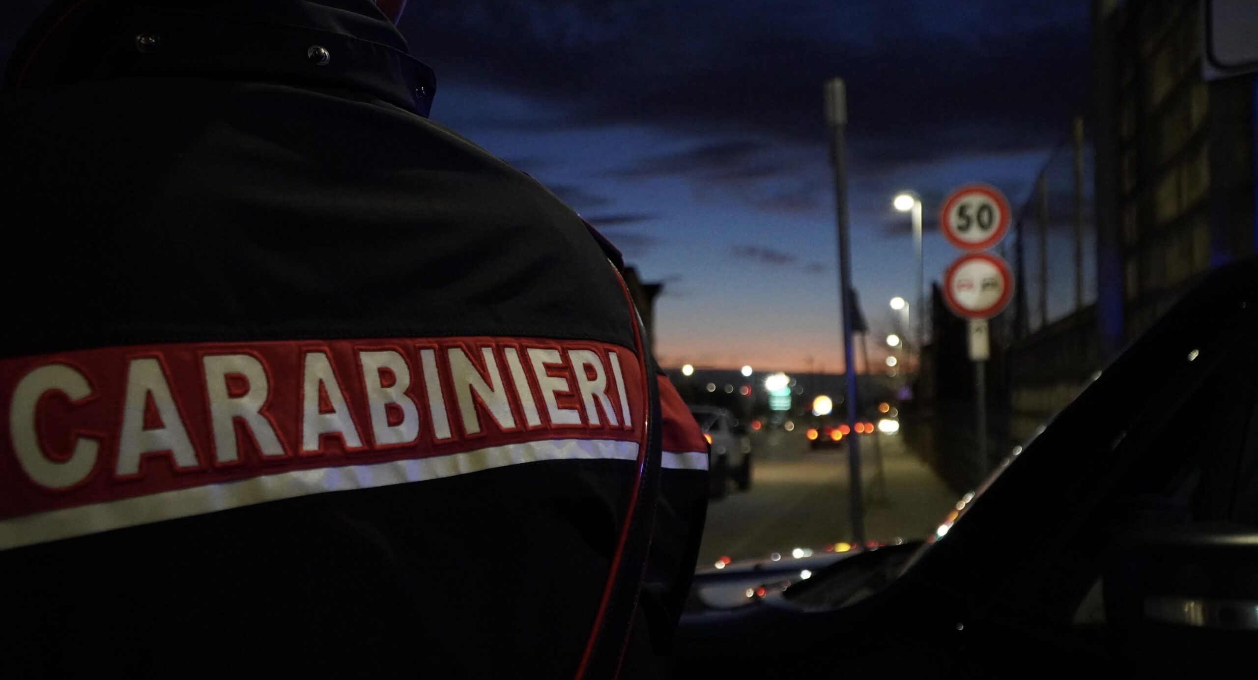 Operazione antidroga a Santa Maria a Vico: smantellato gruppo di spacciatori: arresti e denunce