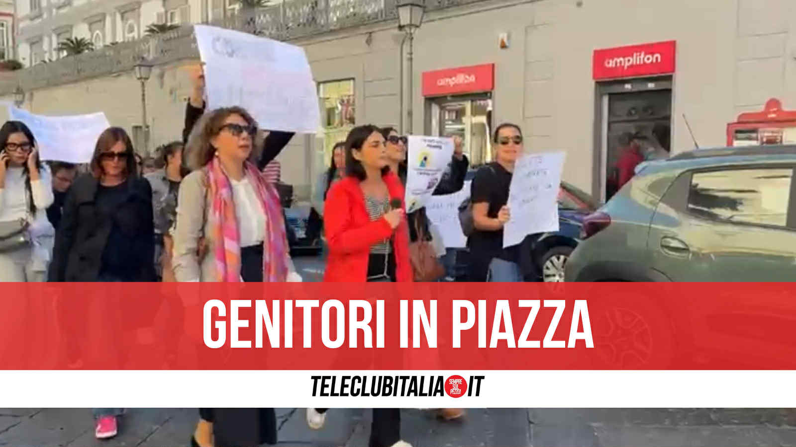 aversa protesta delle mamme mensa scolastica ancora ferma