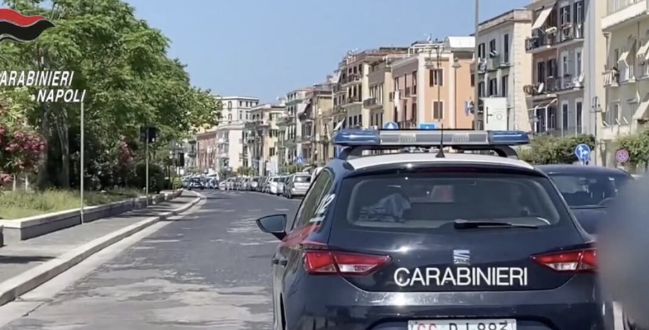 Spararatoria a Quarto, due uomini feriti alle gambe: indagano i Carabinieri