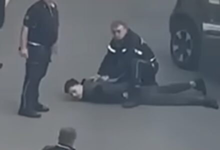 Marcianise, tentata rapina all’ufficio postale: arrestati due giovani di Giugliano