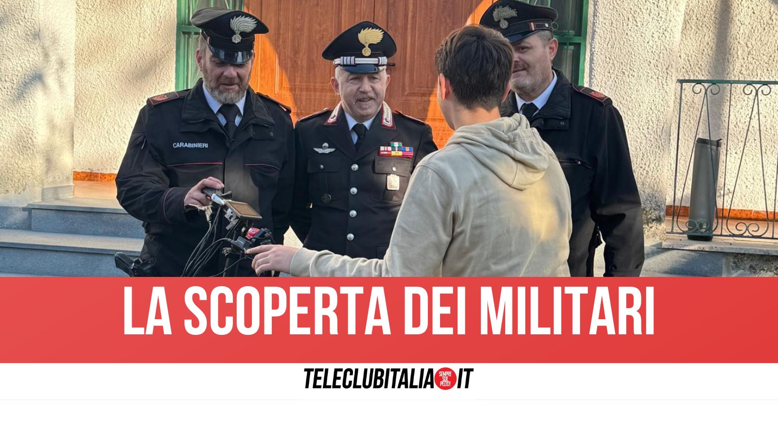 Ischia, e bike rubata a uno studente porta i Carabinieri a un deposito di mezzi ricettati: tre denunce Ischia, e bike rubata a uno studente porta i Carabinieri a un deposito di mezzi ricettati: tre denunce