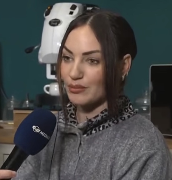 Qualiano, Jessica e la figlia Marika raccontano l’incubo. “Otto coltellate, sono viva per miracolo”