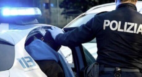 Afragola, ricercato per schiavitù e sfruttamento: 38enne arrestato mentre preparava le valigie per la fuga