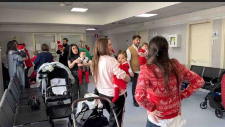 Corso di massaggio infantile all’ospedale San Giuliano: un aiuto per neonati e genitori