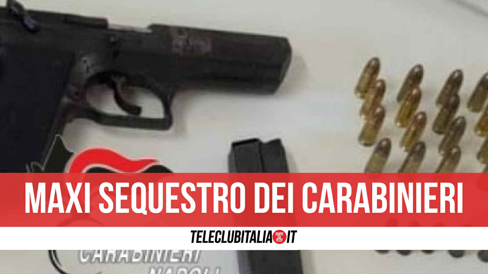 Secondigliano, sequestrati armi e 2 chili di droga in un bidone dopo telefonata anonima al 112 Secondigliano, sequestrati armi e 2 chili di droga in un bidone dopo telefonata anonima al 112
