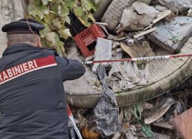 Discariche fantasma, roghi e attività senza permessi: blitz dei Carabinieri nella Terra dei Fuochi