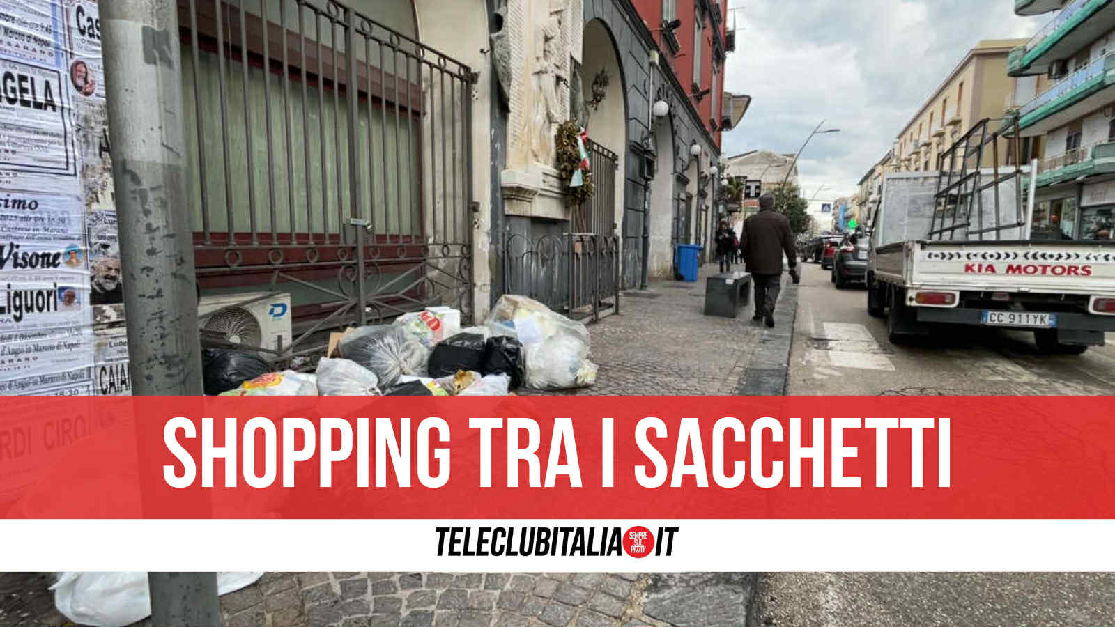 Marano, cumuli di rifiuti in strada: raccolta a singhiozzo dopo passaggio del servizio a nuova ditta