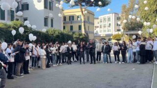 Pozzuoli, studenti e professori dell'Istituto Pareto ricordano Vincenzo Pepe