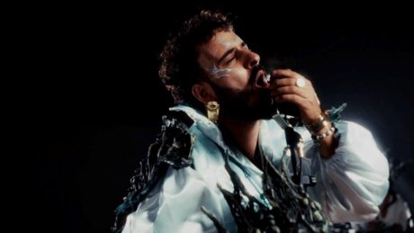 Napoli, "Arcana Circus": il debutto di Vesuviano a Casa della musica