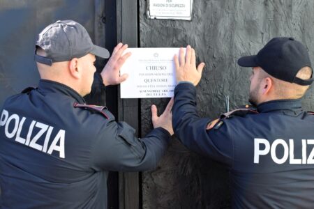 locale chiuso bagnoli