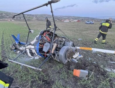 Benevento, elicottero ultraleggero precipita e si schianta: morto un imprenditore, pilota gravissimo