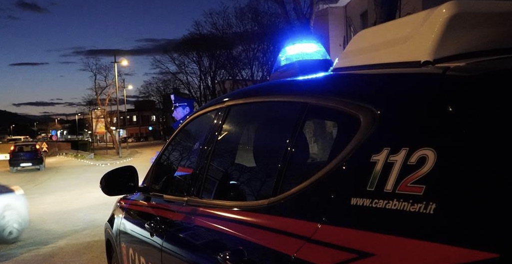 Suv rubato a Casoria ritrovato a Castel Volturno con a bordo due persone: 60enne denunciato