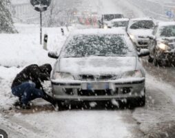 Tragedia a Pescocostanzo: Giovanni muore improvvisamente mentre monta le catene da neve: era di Villaricca