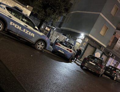 Giugliano, svaligiate due case in via Palumbo: ladri si arrampicano sui tubi del gas fino al quinto piano