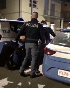 Rapina da 500mila euro a Posillipo: cinque arresti, imprenditore sequestrato in casa