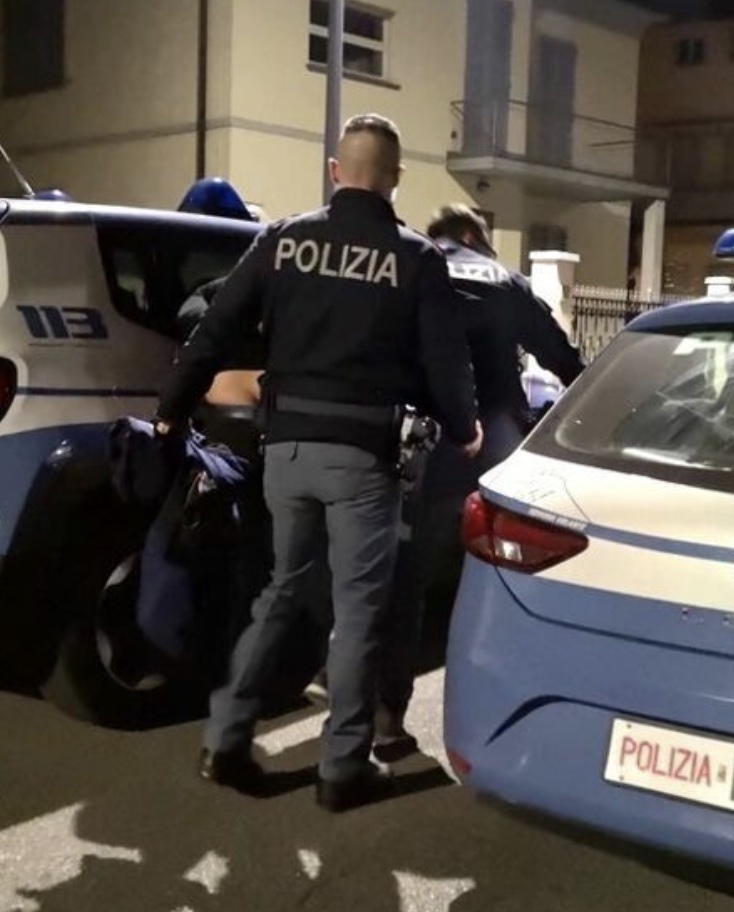Rapina da 500mila euro a Posillipo: cinque arresti, imprenditore sequestrato in casa