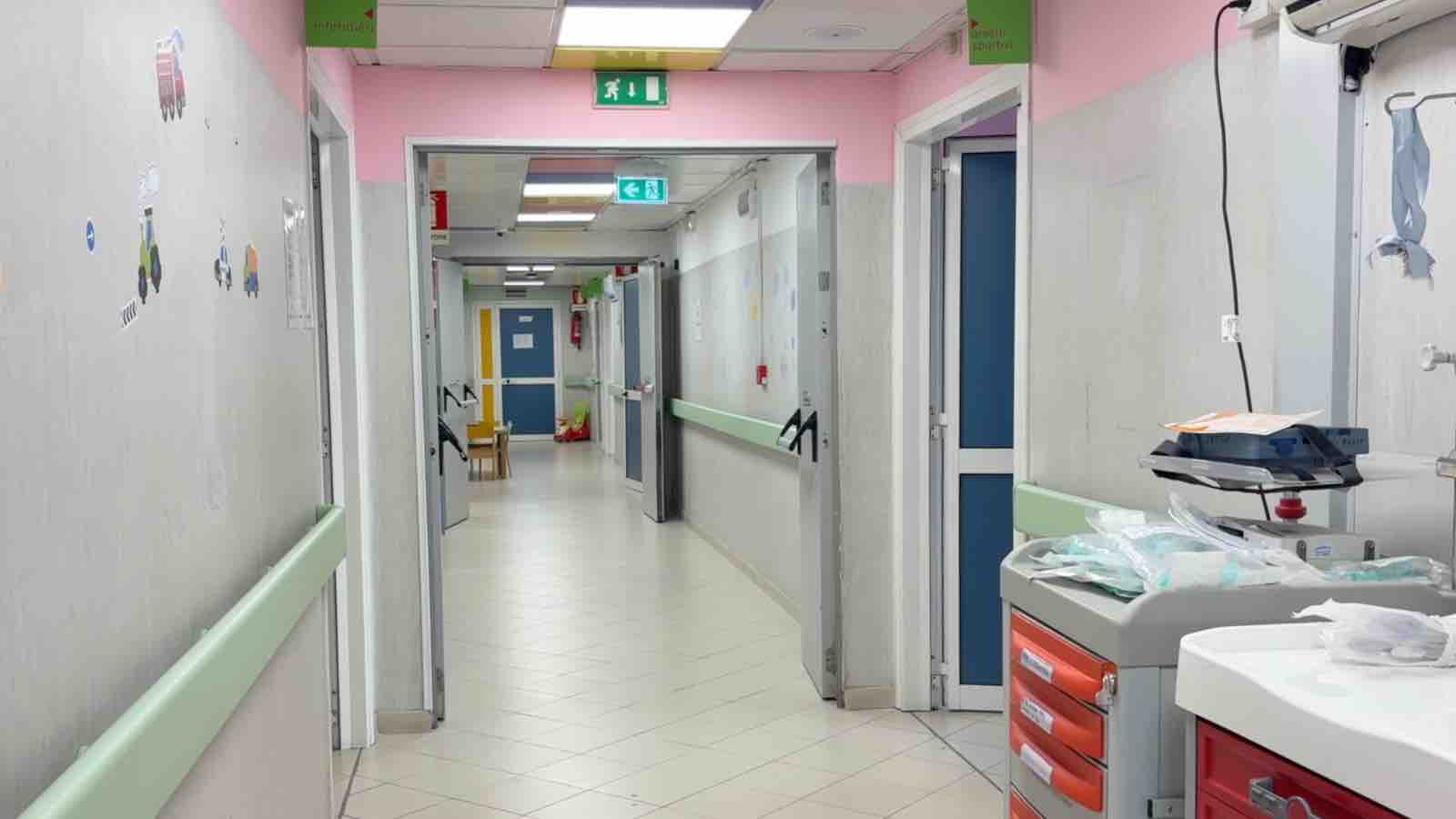 Accessi per influenza nel reparto di pediatria di Frattamaggiore