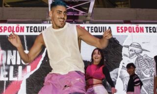 Da Mugnano al Super Bowl: il ballerino Antonio Spinelli danza con Bad Bunny