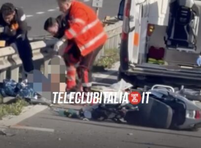 Incidente sull’Asse Mediano a Giugliano: scontro tra auto e scooter, centauro grave