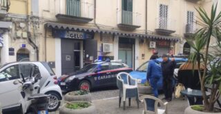 Castellammare di Stabia, spari in via De Turris: arrestato 44enne, sequestrata pistola calibro 9x19