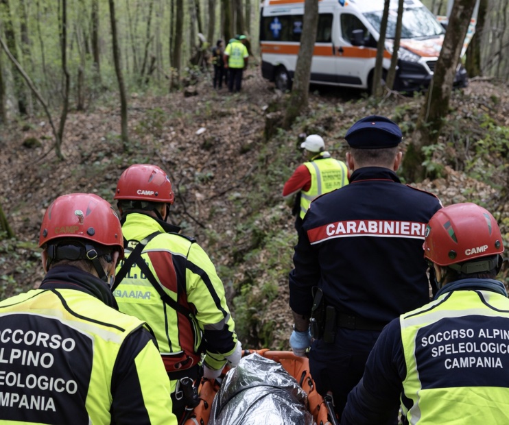 San Felice a Cancello: tragedia nei boschi, due cercatori di asparagi stroncati da malore nello stesso giorno