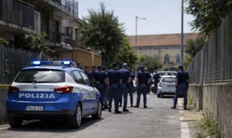 Agguato a San Giovanni: 34enne ucciso a colpi di pistola vicino a una scuola