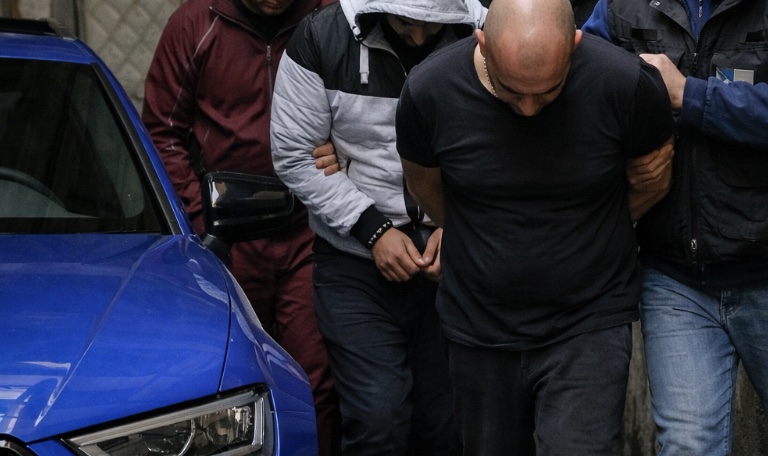 Audi RS3 da 80mila euro sparita dopo il noleggio a Giugliano: sequestrati e picchiati due uomini, chiesti 114 anni