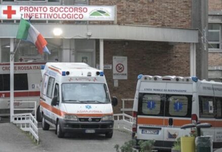 Epatite A a Napoli: 14 nuovi casi, in totale 50 pazienti ricoverati al Cotugno