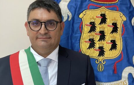 Epatite A, il sindaco Manzoni scrive al Prefetto: “Tavolo urgente per salute e imprese”