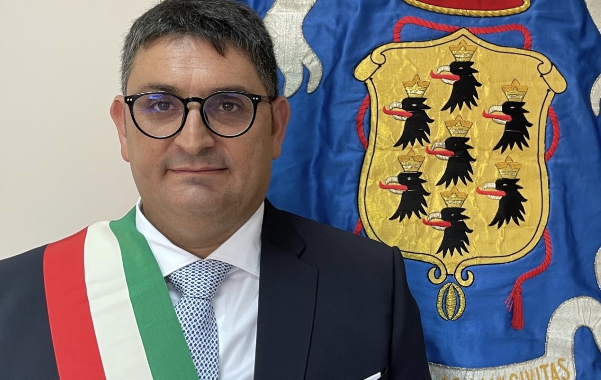 Epatite A, il sindaco Manzoni scrive al Prefetto: “Tavolo urgente per salute e imprese”