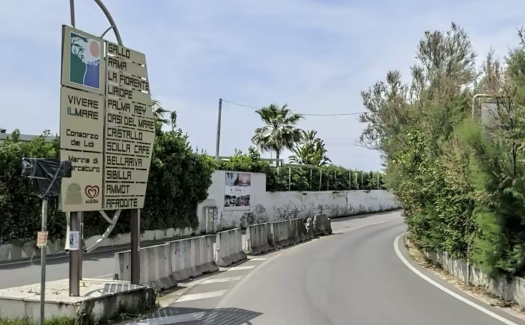 Giugliano, rivoluzione traffico sul litorale: senso unico a Varcaturo per le feste