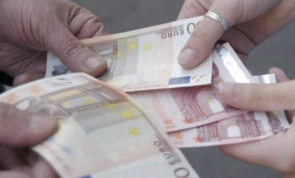 Tentata truffa del “rendez-moi” a Poggioreale: barista scopre il raggiro e chiama i carabinieri