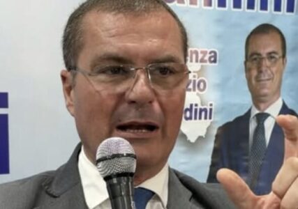 Zannini in Umbria per divieto di dimora: nell’inchiesta anche la gita in yacht