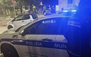 Giugliano, maxi controlli della Polizia Municipale: oltre 33mila euro di multe e più di 20 veicoli fermati