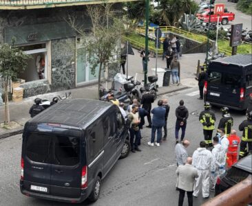 Rapina banca al vomero