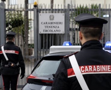 Minacce e violenze per i soldi dell’usura: 3 arresti a Torre del Greco