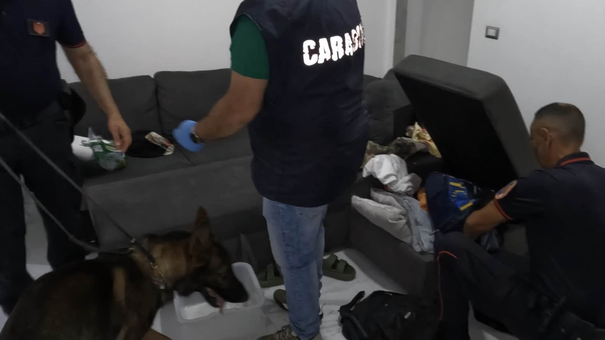 "Vai via o ti ammazziamo": ex collaboratore di giustizia del casertano costretto a lasciare casa, quattro in carcere