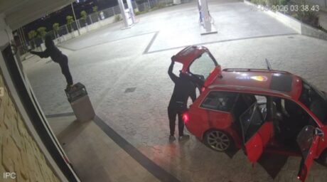 furto distributore licola