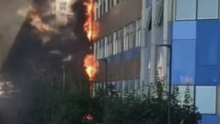Incendio all’Ospedale del Mare di Napoli, fiamme vicino ai reparti: pazienti messi in salvo