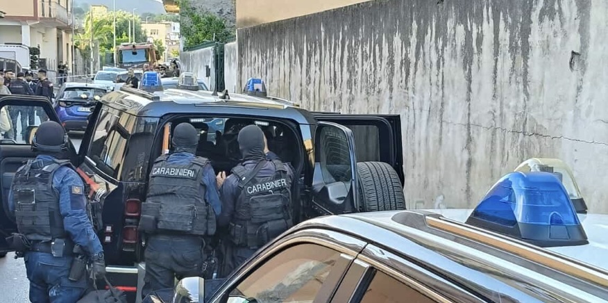 Boscotrecase, Salvatore ucciso dopo lite per i rifiuti poi l'omicidio: due giovani fermati